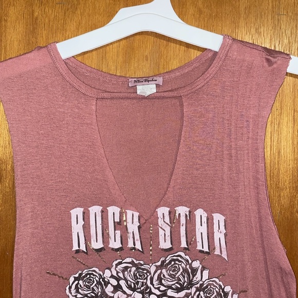 •MISS POPULAR•MAUVE CUT-OUT CHEST "ROCKSTAR" FORAL GUITAR TANK TOP SIZE SMALL. - Picture 7 of 9